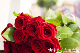 揭秘塔罗之语，探寻明年运势的奥秘